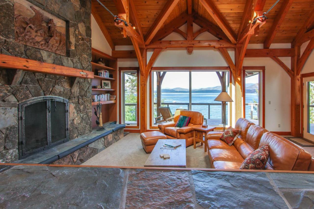 Bottle Bay Lakefront Lodge Sandpoint Buitenkant foto