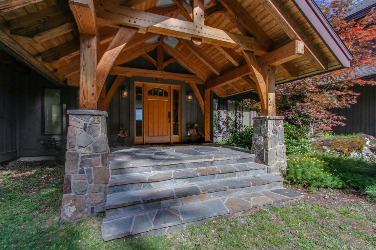 Bottle Bay Lakefront Lodge Sandpoint Buitenkant foto