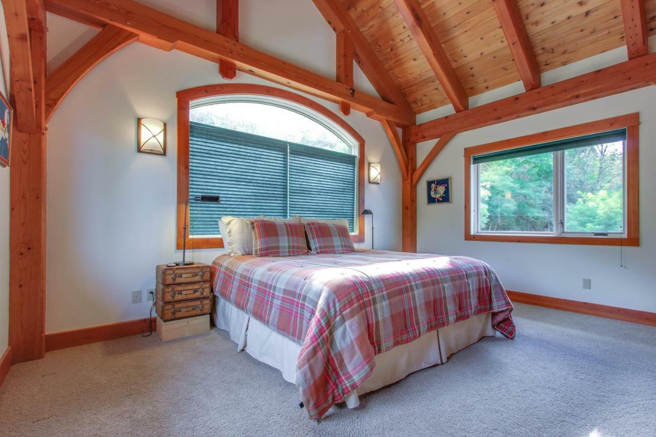 Bottle Bay Lakefront Lodge Sandpoint Buitenkant foto